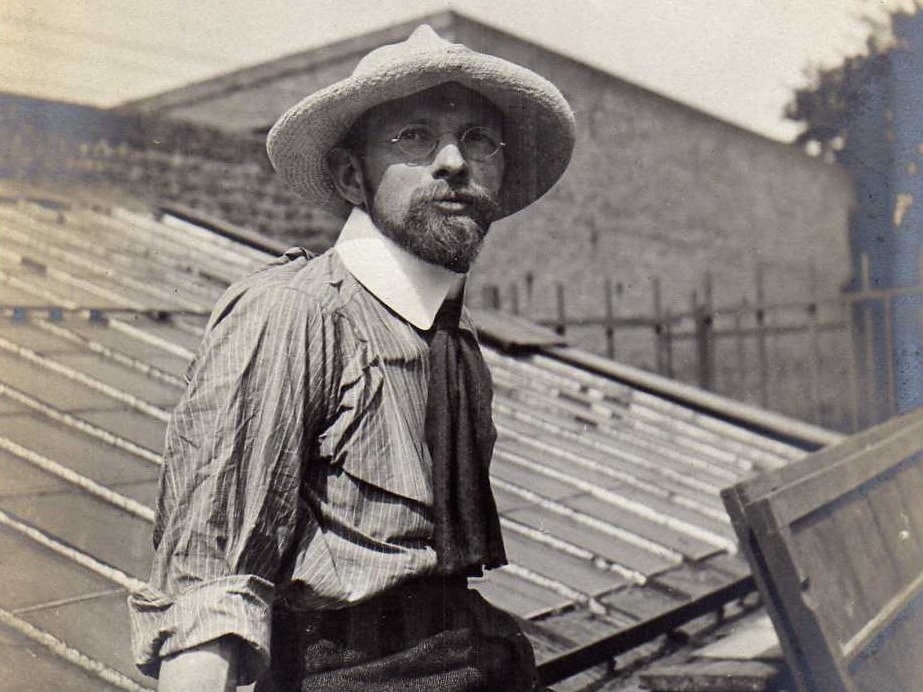 Foto: Walter Kühne um 1903, Privatarchiv   (vermutlich in Pankow, Berliner Straße 20) 
